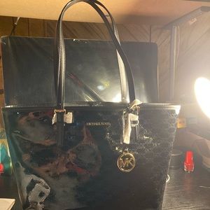 MK Gold tone hardware